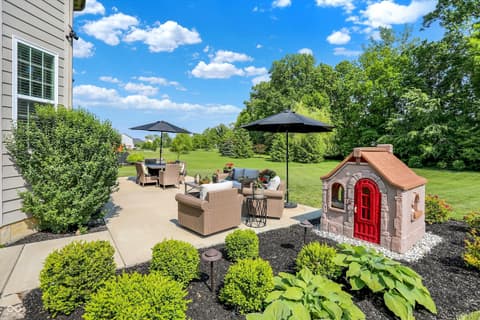 Yard at 1033 Windsor Estates Court, Westfield, IN