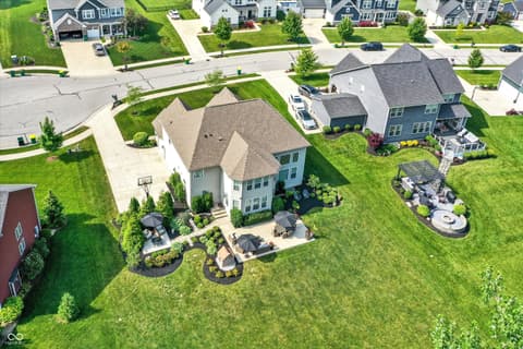 Aerial view at 1033 Windsor Estates Court, Westfield, IN