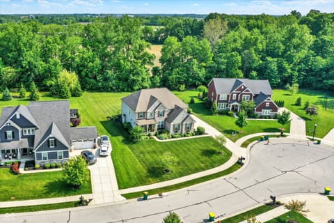 Aerial view at 1033 Windsor Estates Court, Westfield, IN