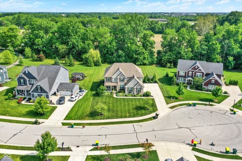 Aerial view at 1033 Windsor Estates Court, Westfield, IN
