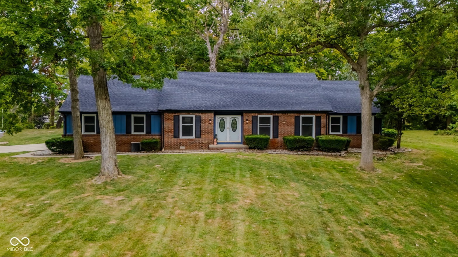 Photo of 1929 Williams Way E, Anderson, IN