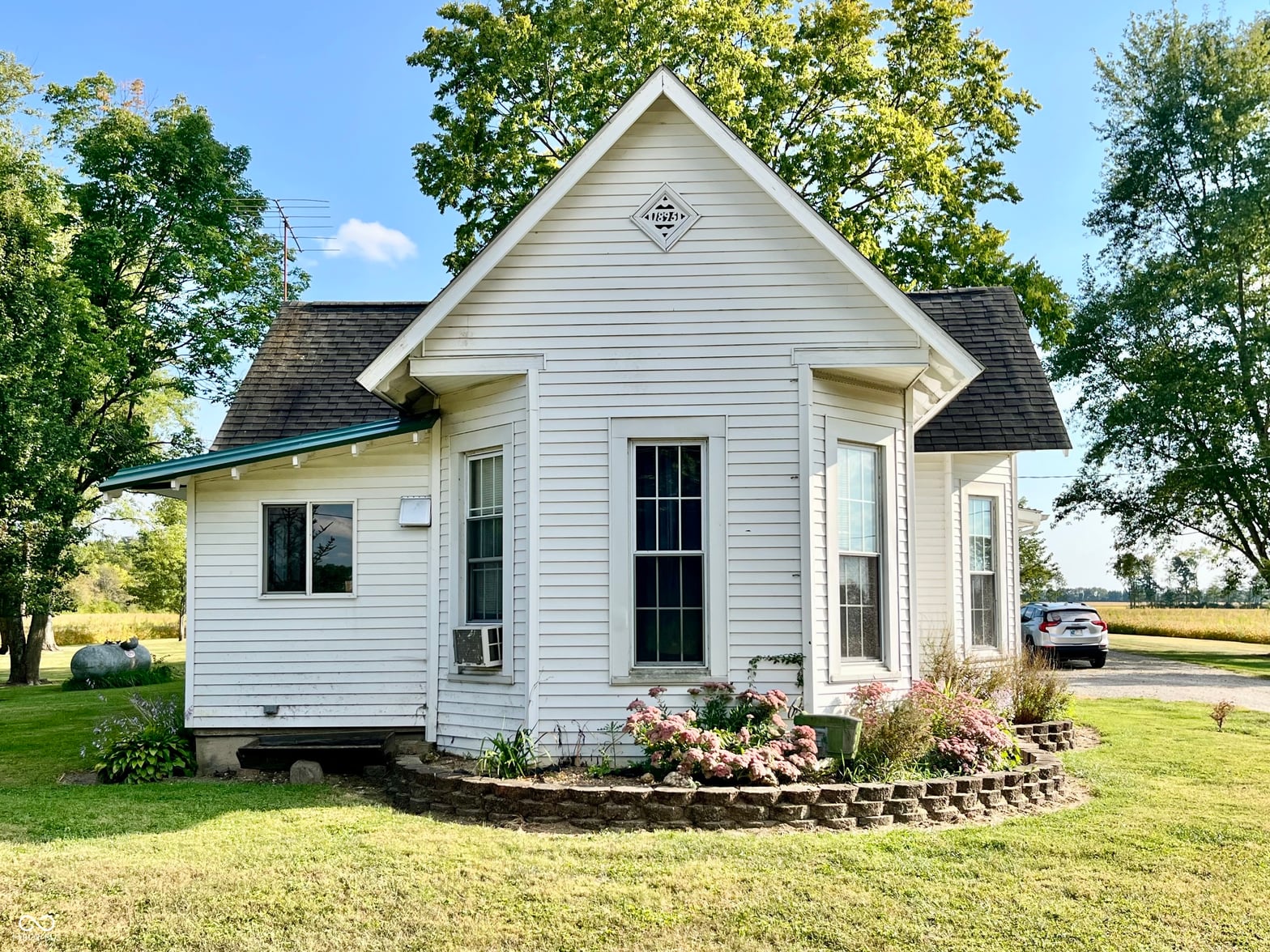Photo of 15011 E 1000 N, Flat Rock, IN