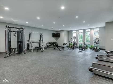 Photo of 319 E 16th Street, Indianapolis, IN