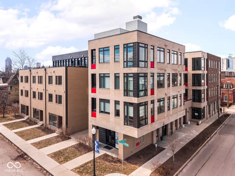 Photo of 319 E 16th Street, Indianapolis, IN