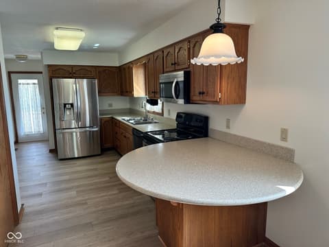 Photo of 390 Vinewood Drive N, Brownsburg, IN