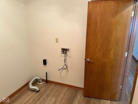 Photo of 390 Vinewood Drive N, Brownsburg, IN