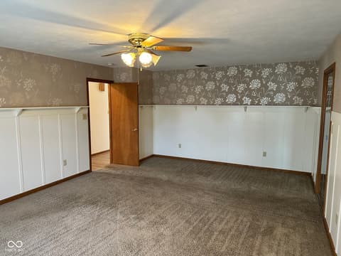 Photo of 390 Vinewood Drive N, Brownsburg, IN