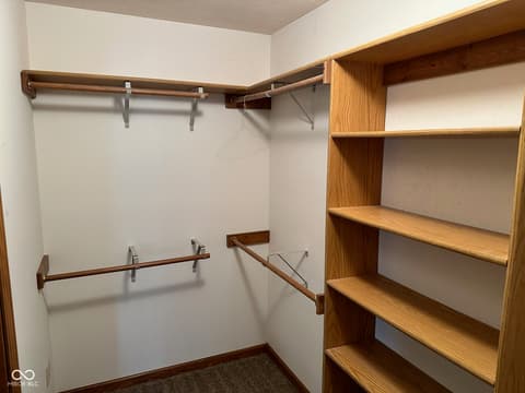 Photo of 390 Vinewood Drive N, Brownsburg, IN