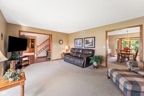 Photo of 8304 W Mulligan Lane, Columbus, IN