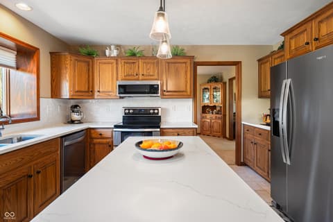 Photo of 8304 W Mulligan Lane, Columbus, IN