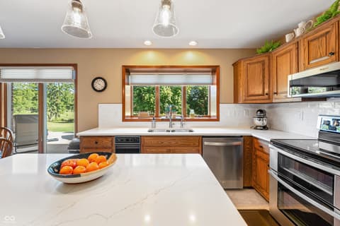 Photo of 8304 W Mulligan Lane, Columbus, IN