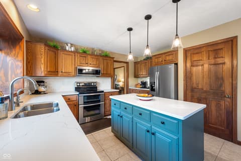 Photo of 8304 W Mulligan Lane, Columbus, IN