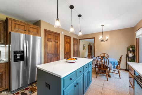 Photo of 8304 W Mulligan Lane, Columbus, IN