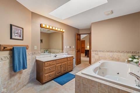 Photo of 8304 W Mulligan Lane, Columbus, IN