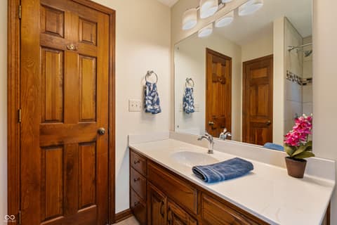 Photo of 8304 W Mulligan Lane, Columbus, IN