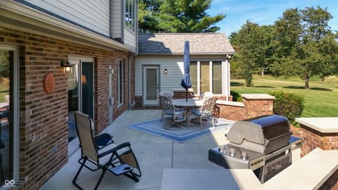 Photo of 8304 W Mulligan Lane, Columbus, IN