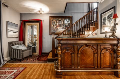 Photo of 675 Woodruff Place West Drive, Indianapolis, IN
