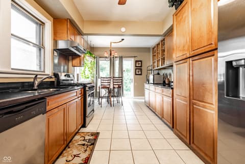 Photo of 675 Woodruff Place West Drive, Indianapolis, IN