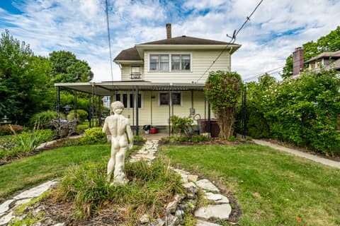 Photo of 675 Woodruff Place West Drive, Indianapolis, IN