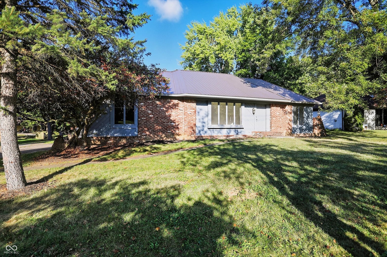 Front exterior at 13840 Oak Ridge Road, Carmel, IN