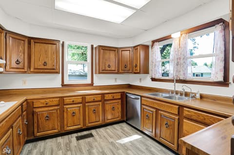 Photo of 310 N Franklin Street, Knightstown, IN
