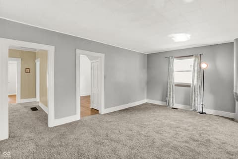 Photo of 310 N Franklin Street, Knightstown, IN