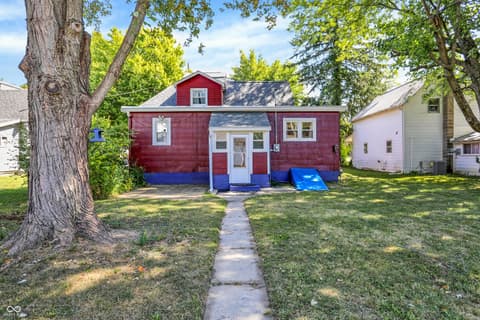 Photo of 310 N Franklin Street, Knightstown, IN
