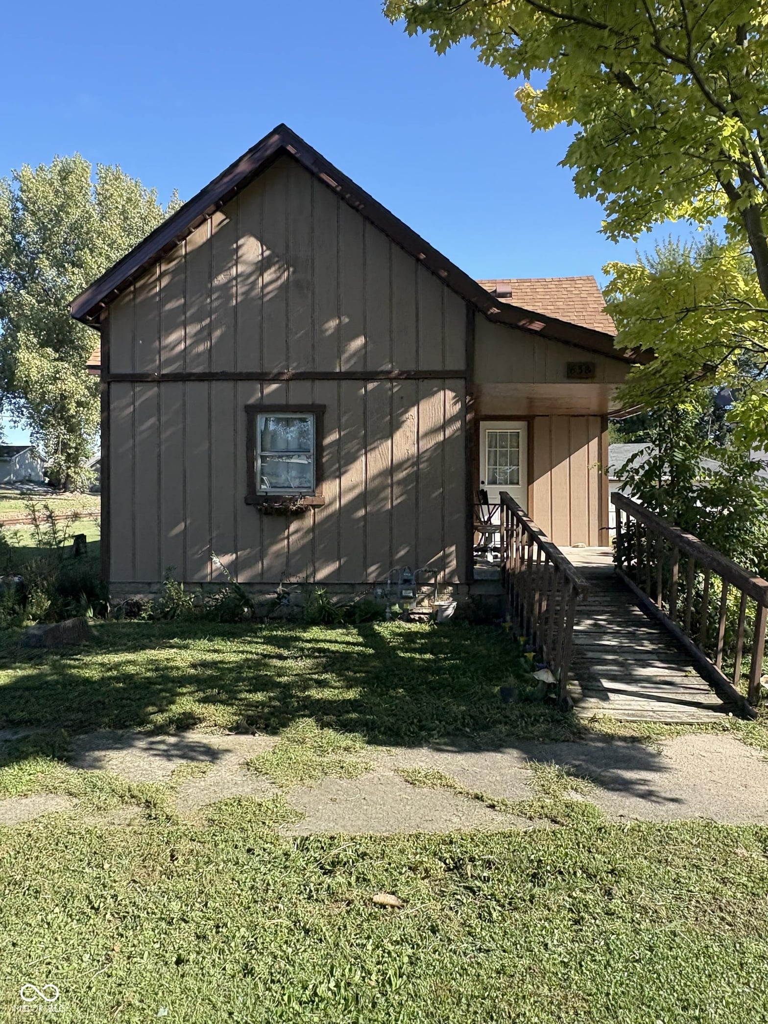 Front exterior at 638 W 8th Street, Rushville, IN