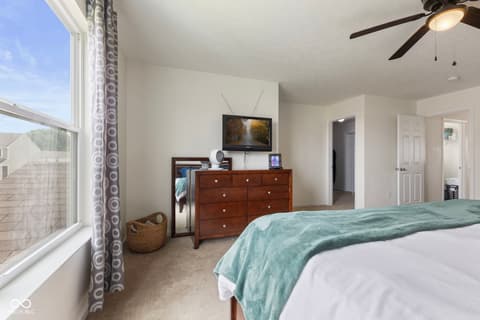 Photo of 3372 Clary Blvd S Drive, Greenwood, IN