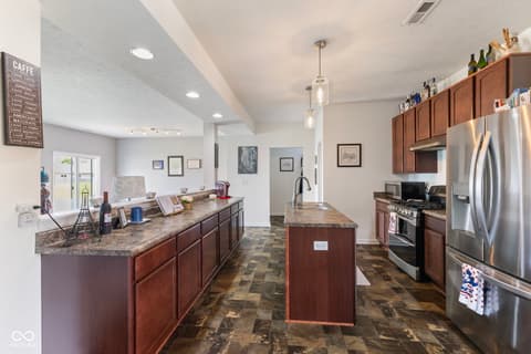 Photo of 3372 Clary Blvd S Drive, Greenwood, IN