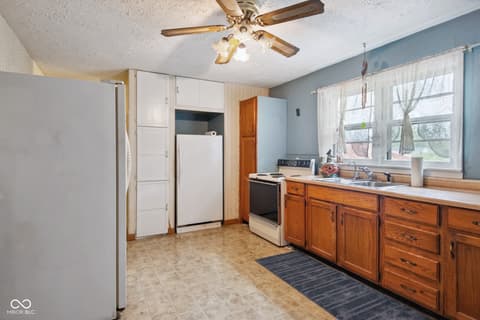 Kitchen at 412 Ridgeview Drive, Salem, IN