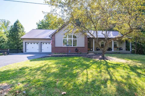 1141 S Turnbow Drive