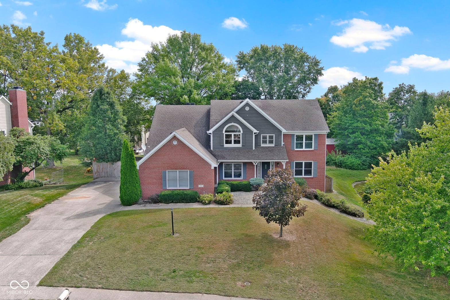 Photo of 9259 Oak Knoll Lane, Fishers, IN