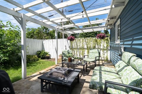 Outdoor living area at 609 Jefferson Street, Covington, IN