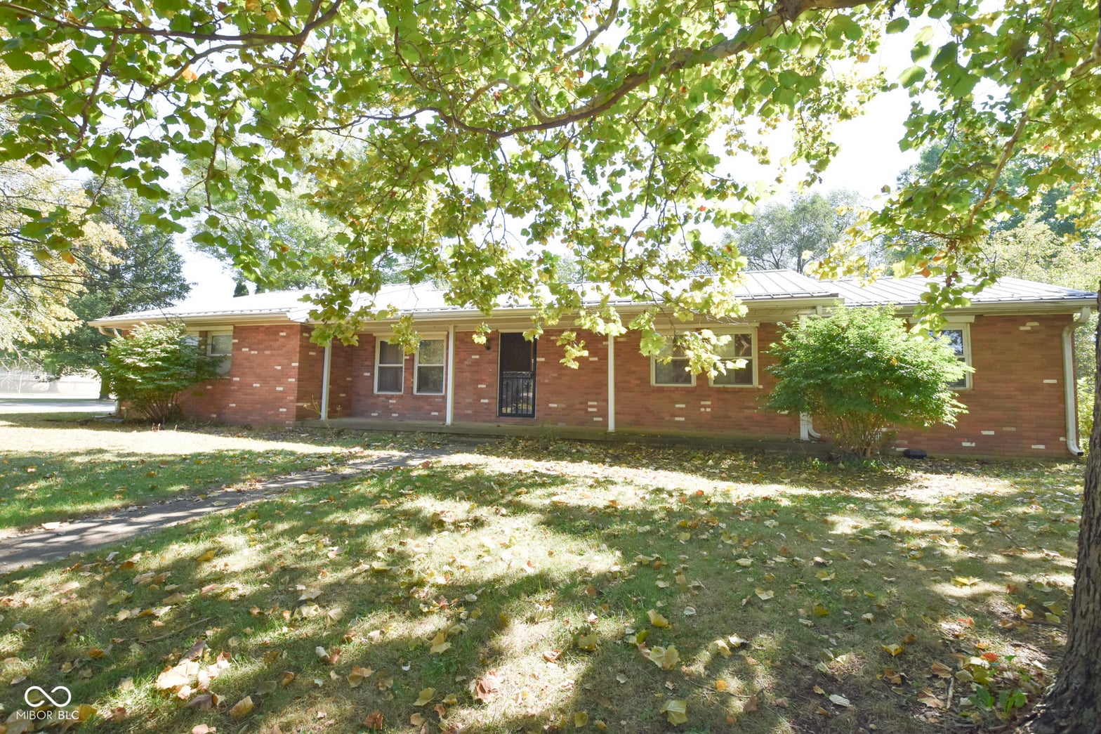 Front exterior at 10812 N Blue River Trail, Morristown, IN