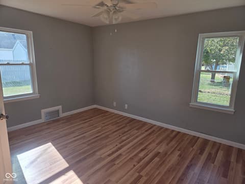 Bedroom at 4109 W Horseshoe Drive, Muncie, IN
