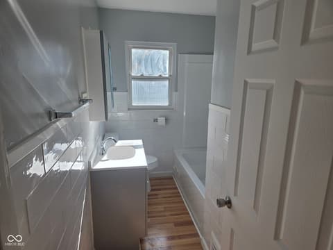 Bathroom at 4109 W Horseshoe Drive, Muncie, IN