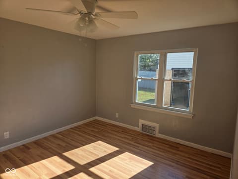 Bedroom at 4109 W Horseshoe Drive, Muncie, IN