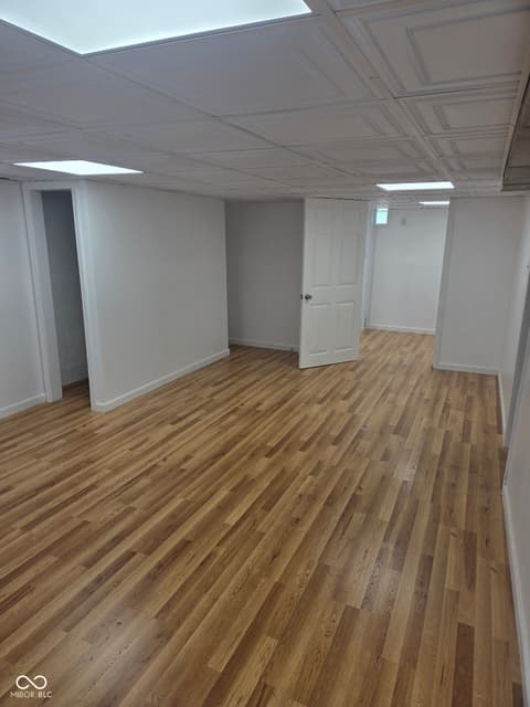 Bonus room at 4109 W Horseshoe Drive, Muncie, IN