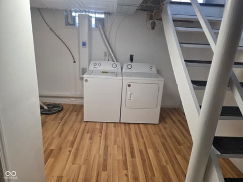 Laundry room at 4109 W Horseshoe Drive, Muncie, IN