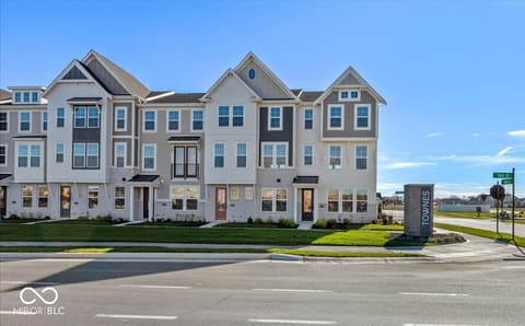 402 Elite Street