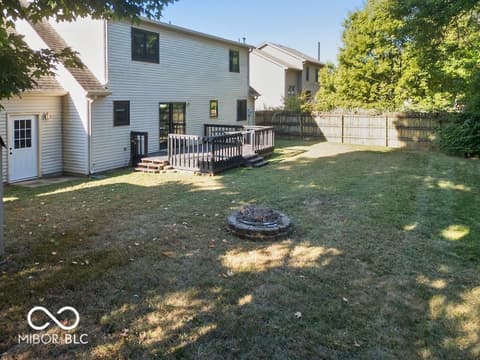Photo of 1966 Broadmoor Lane, Columbus, IN
