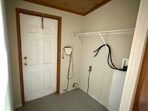 Laundry room at 71 Bubble Loo Road, Cloverdale, IN