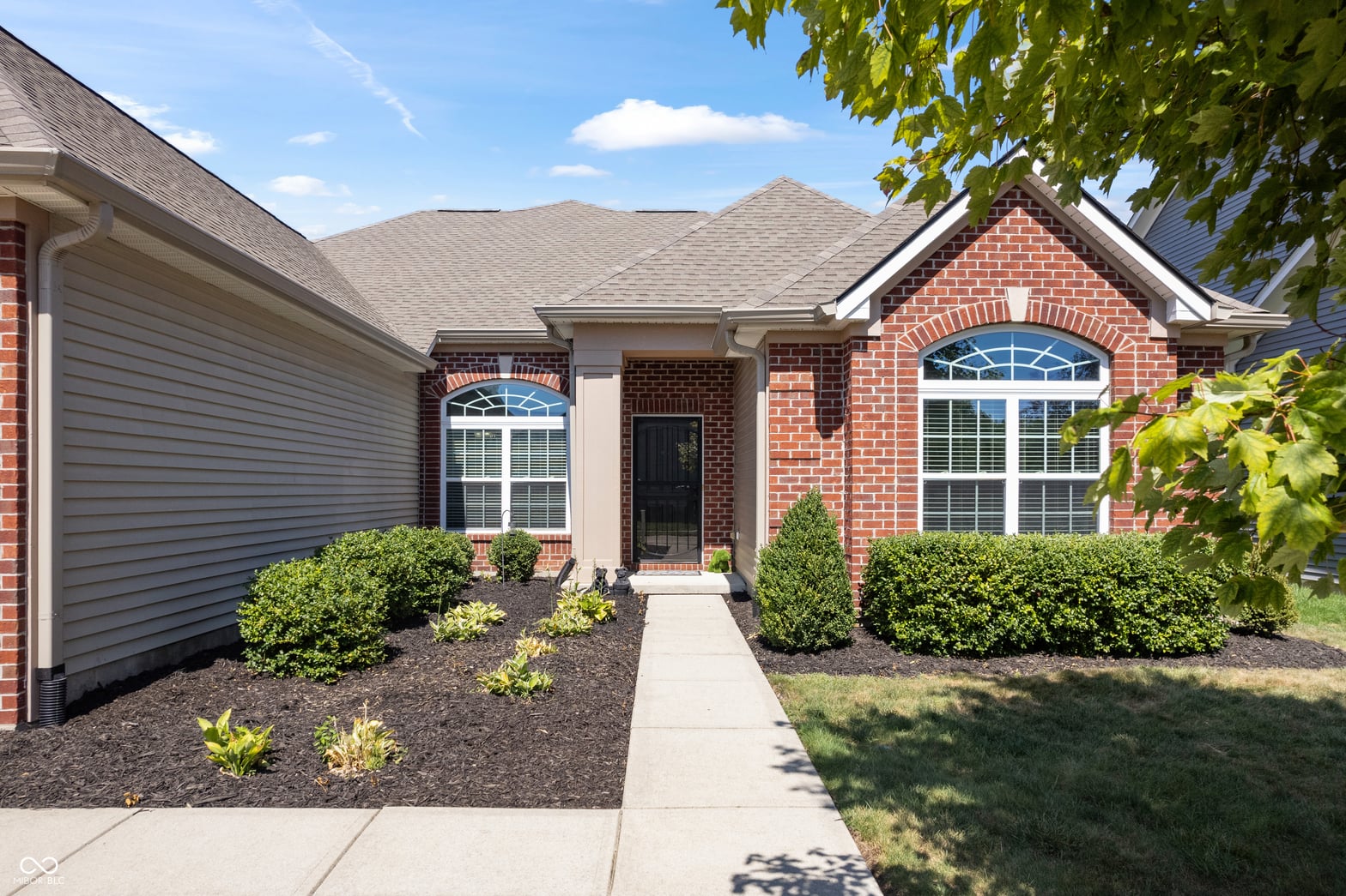 Photo of 1332 Mayfield Court, Westfield, IN