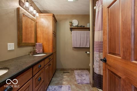 Photo of 434 S County Road 1125 East, Seymour, IN
