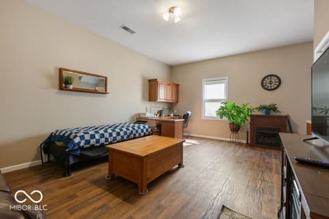 Photo of 434 S County Road 1125 East, Seymour, IN