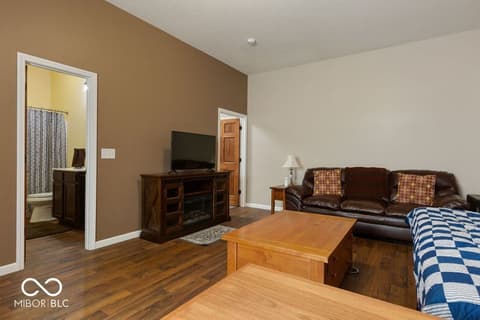 Photo of 434 S County Road 1125 East, Seymour, IN