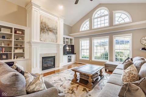 Photo of 13802 Four Seasons Way, Carmel, IN