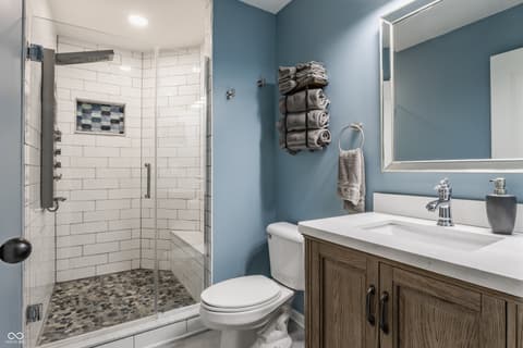 Photo of 13802 Four Seasons Way, Carmel, IN