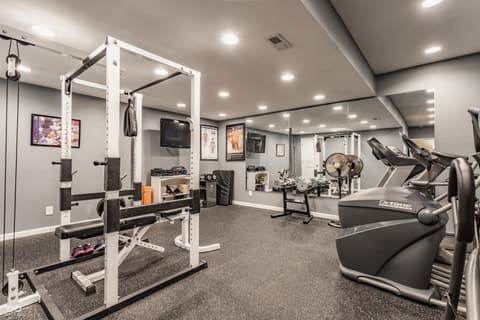 Photo of 13802 Four Seasons Way, Carmel, IN